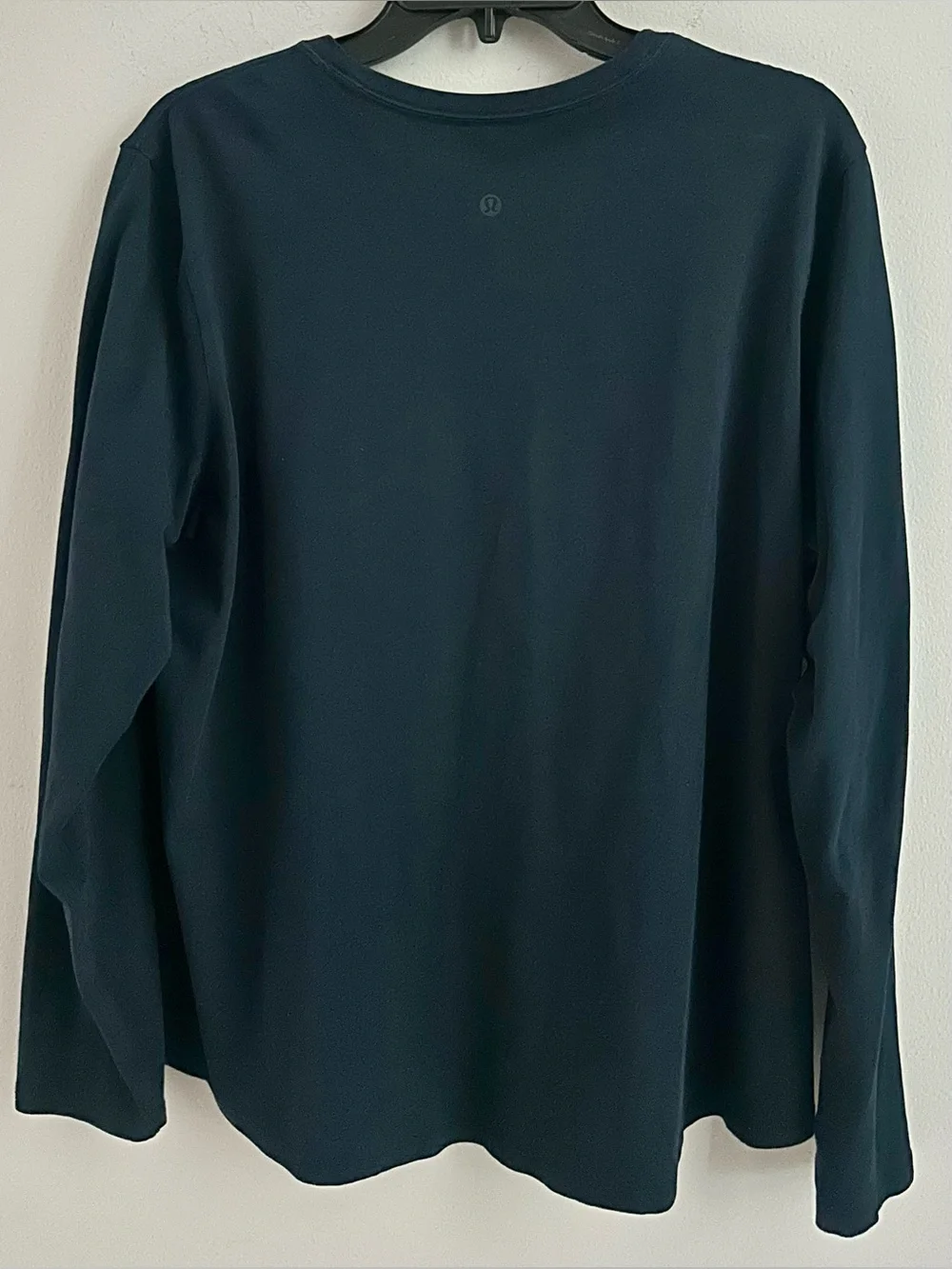 LULULEMON Love Long Sleeve Navy Blue Shirt, Size 16